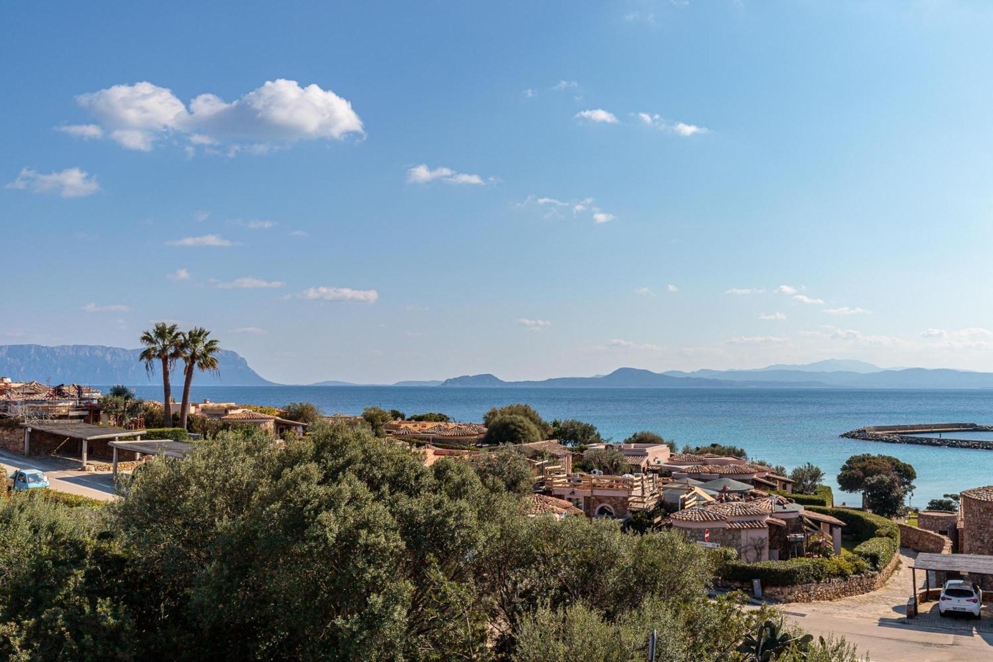 Villetta Franca 100M From The Beach - Happy Rentals Golfo Aranci Luaran gambar