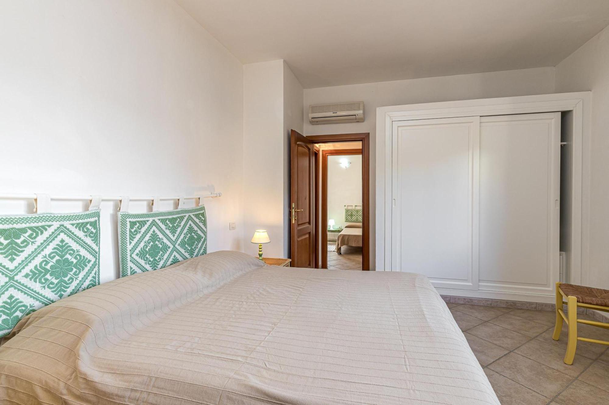 Villetta Franca 100M From The Beach - Happy Rentals Golfo Aranci Luaran gambar