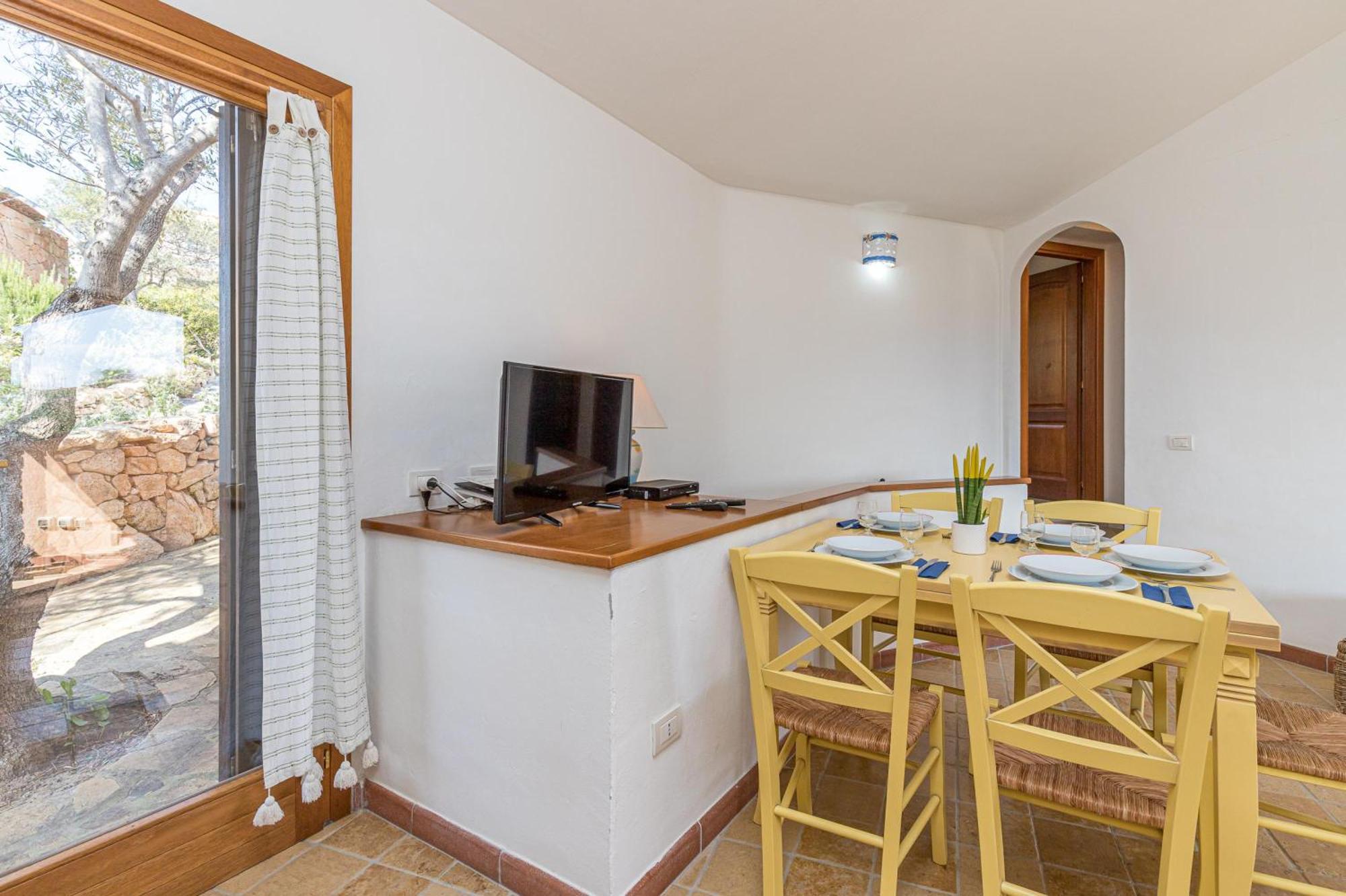 Villetta Franca 100M From The Beach - Happy Rentals Golfo Aranci Luaran gambar